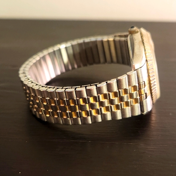 McGregor Quartz Watch - Picture 4 of 4